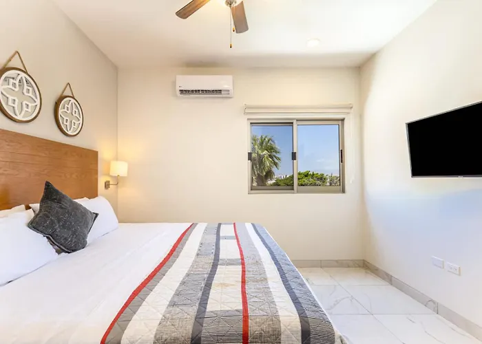 Centric In Downtown - Rooftop Pool - Terrace Holiday home Cabo San Lucas